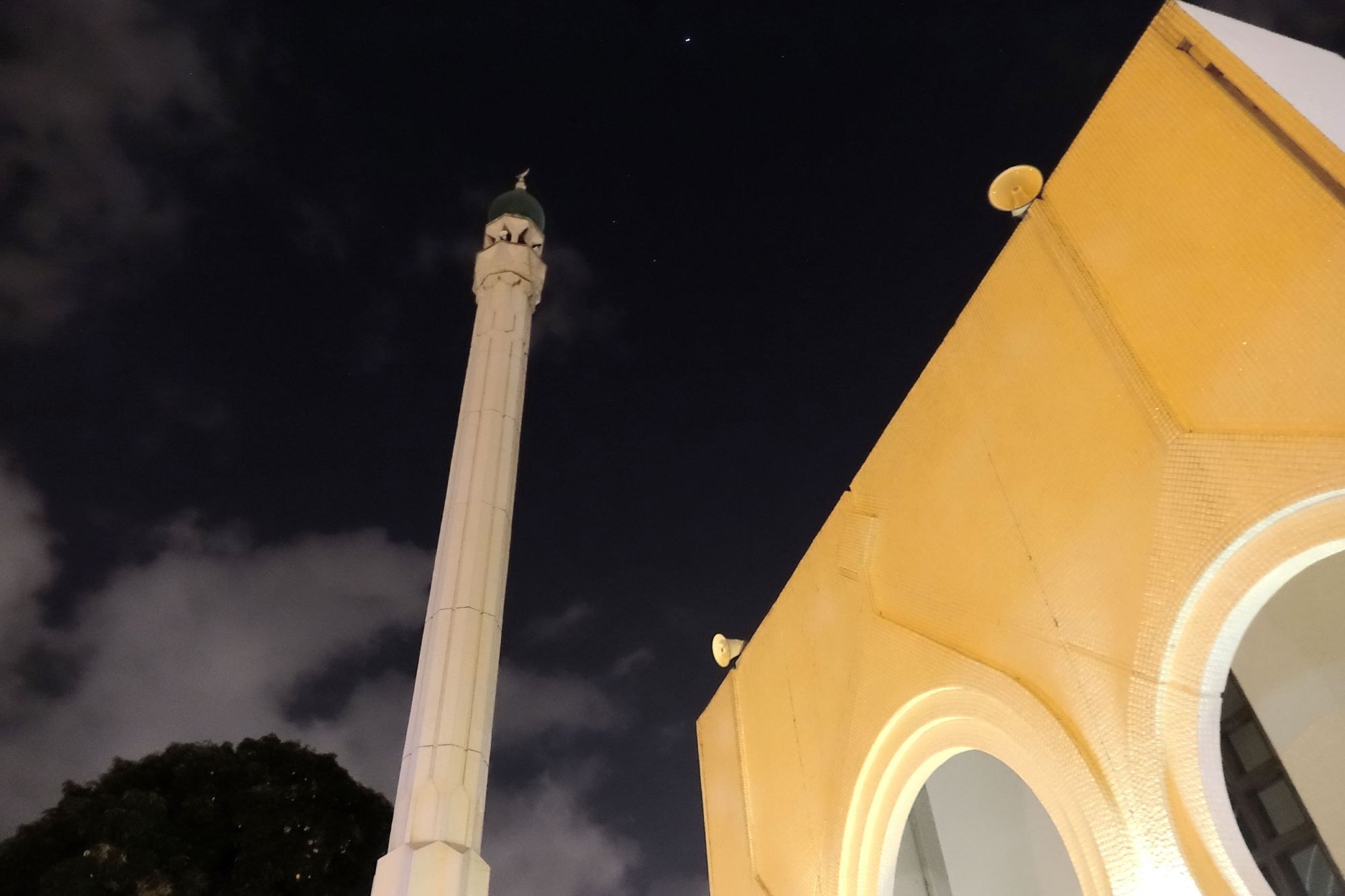 Grande Mosquee de la Riviera Golf - outside